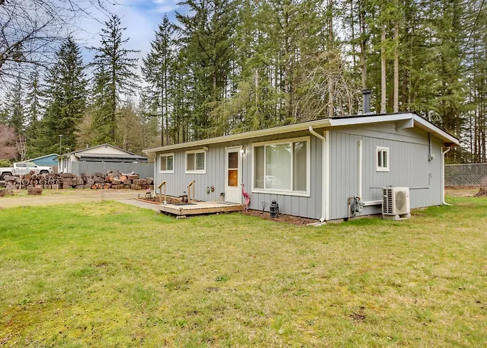 6 Mi To Lake Meridian Park: Auburn Home W/ Yard